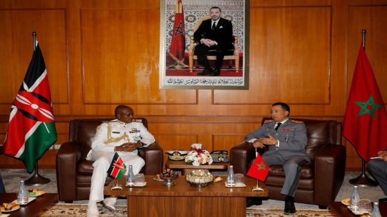 بتعليمات سامية من جلالة الملك.. تعزيز التعاون العسكري بين المغرب وكينيا محور مباحثات بالرباط
